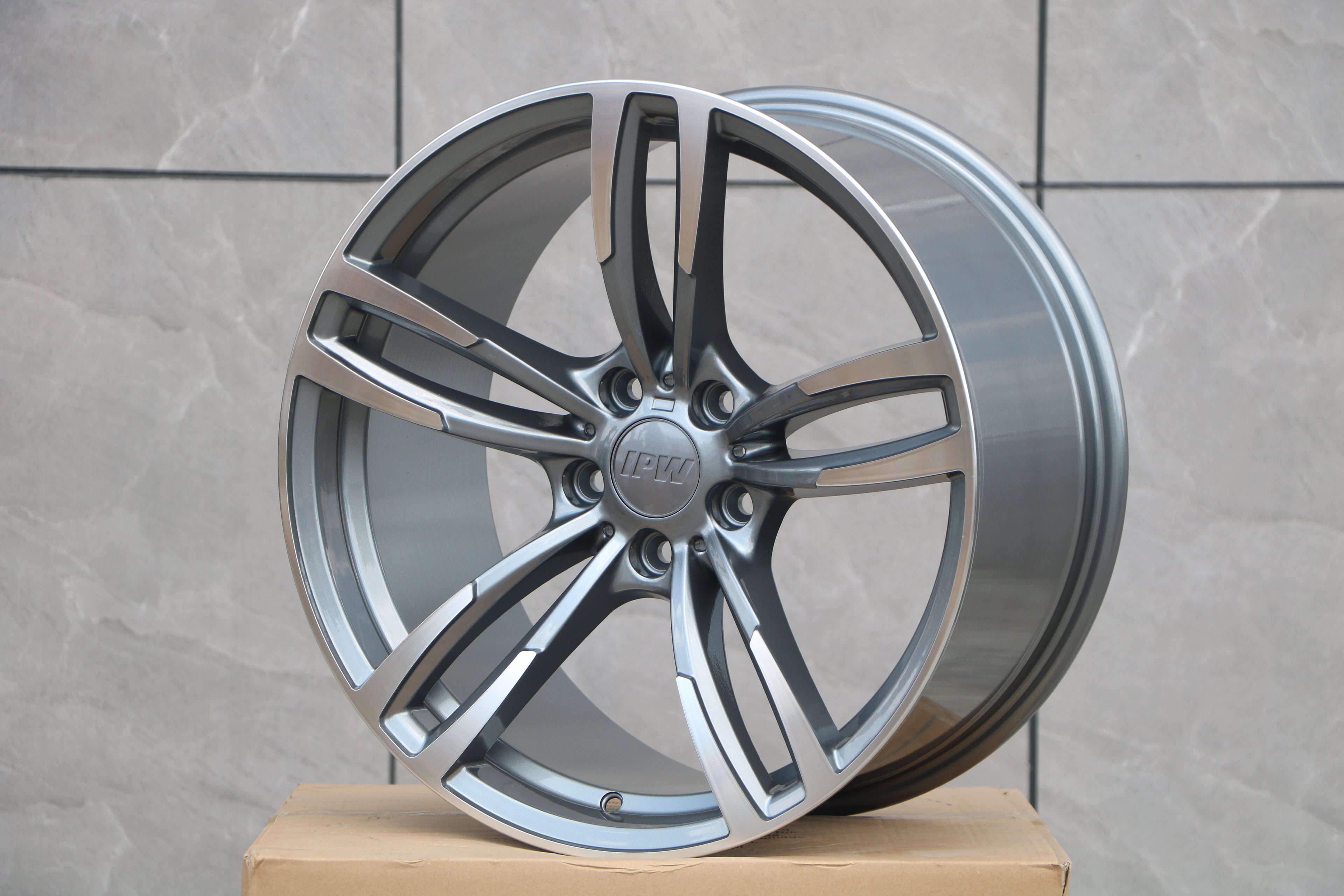 18" Staggered Wheels fits BMW 5x120 3 Series 4 Series 5 Series 7 Series