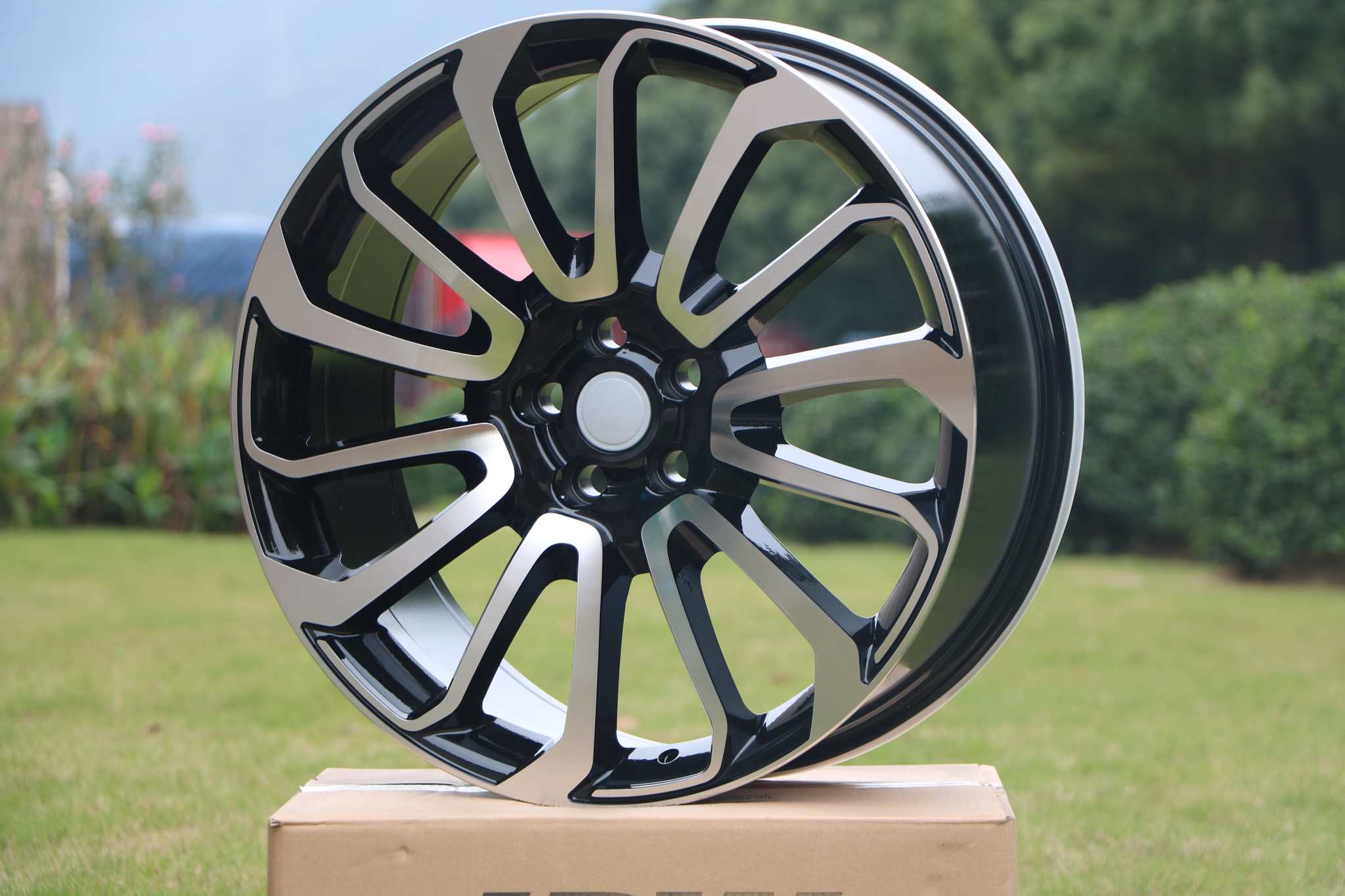 24" Wheels fits Range Rover Vogue Sport Defender Discovery Land Rover LR3 LR4